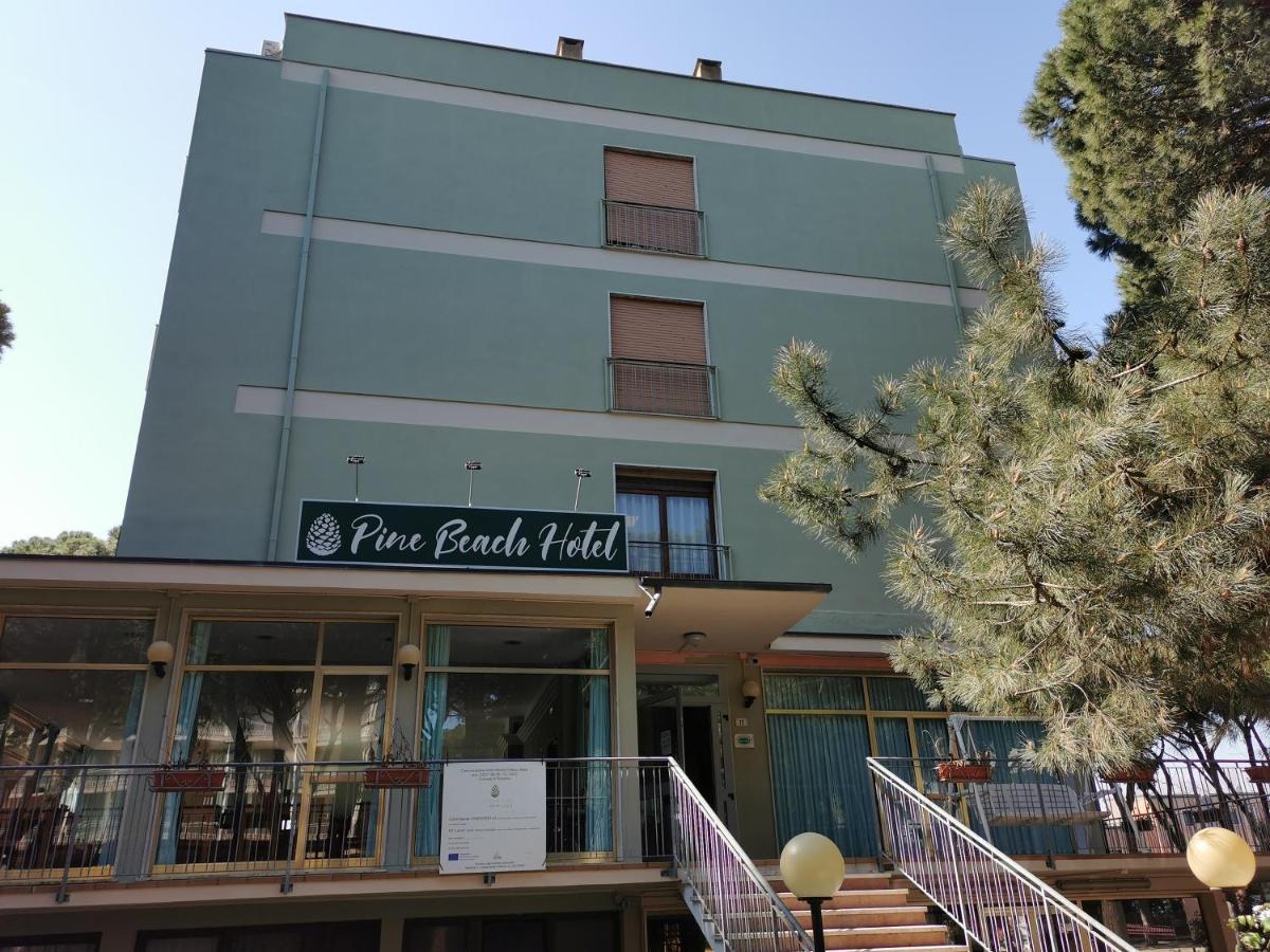 Hotel Pine Beach ロゾリーナ・マーレ エクステリア 写真
